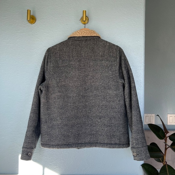 TOAD & CO Burntside Trucker Jacket in Blue WS - Picture 4 of 8